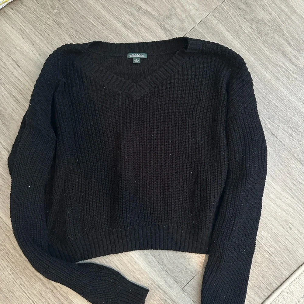 Sweater - Picture 2 of 3